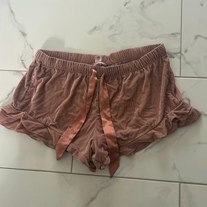Victoria Secret - Size L - Ruffle sleep short